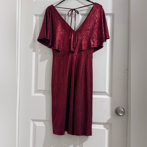 Elegant Burgundy Halter Dress side 4 - Picture 3 of 8